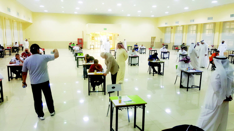 «الغش» يحرم 200 طالب وطالبة من الاختبارات